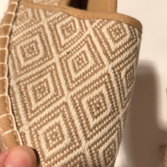 NWOT RELATIVITY Espadrille flats khaki tile 6 - Picture 7 of 11